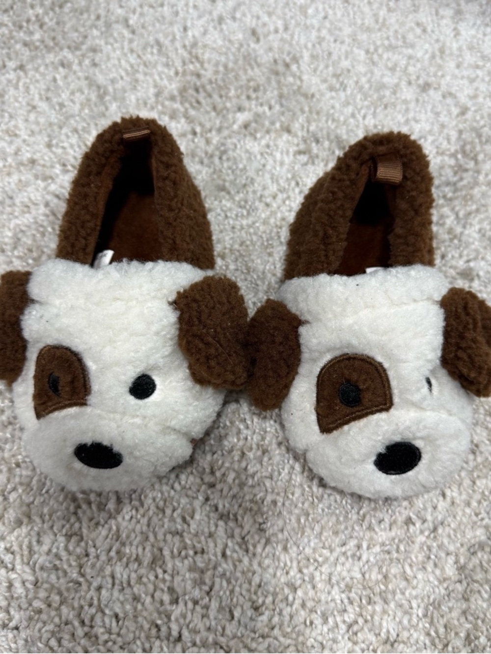 wonder nation Brown and White Plush Puppy Baby Slippers